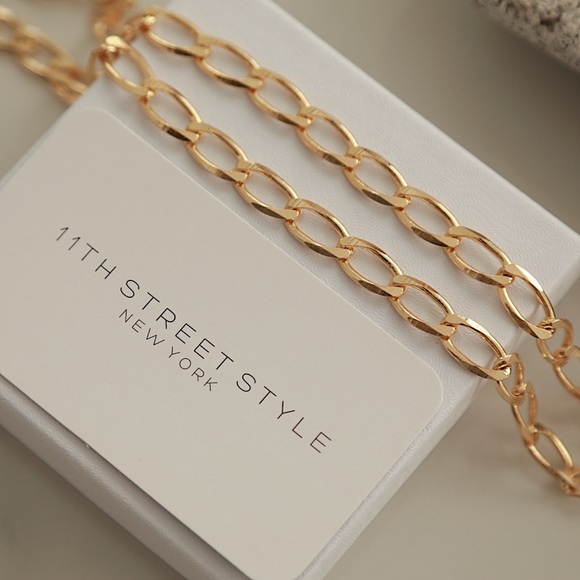 SoldOut11thStreet - Picture 3 of 8